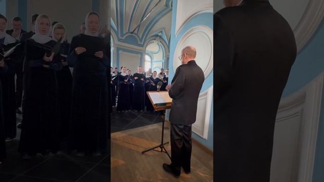 «Ярославия» хоровая капелла - художественный руководитель и главный дирижер Владимир Контарев