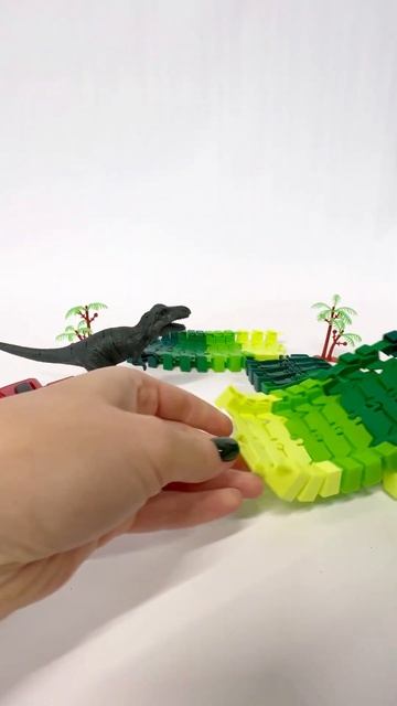 Игровой набор "Гоночный трек" с динозавром 1000000029, Racing Track Game Set with Dinosaur
