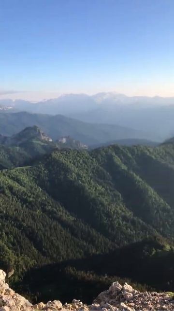 Нереально красивые горы,вид с вершины|Unrealistically beautiful mountains,view from the top #shorts