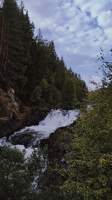 Карелия. Водопад Кивач.