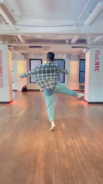 Клип @dancee_biz