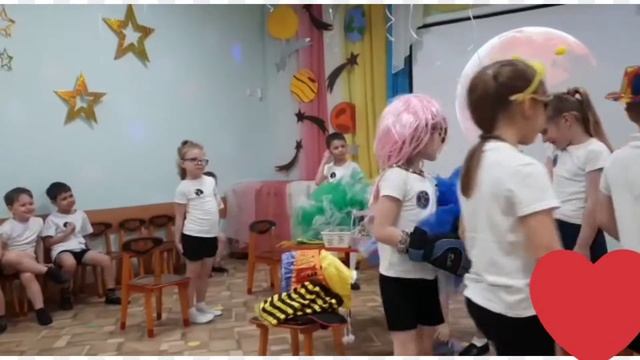 День космонавтики.