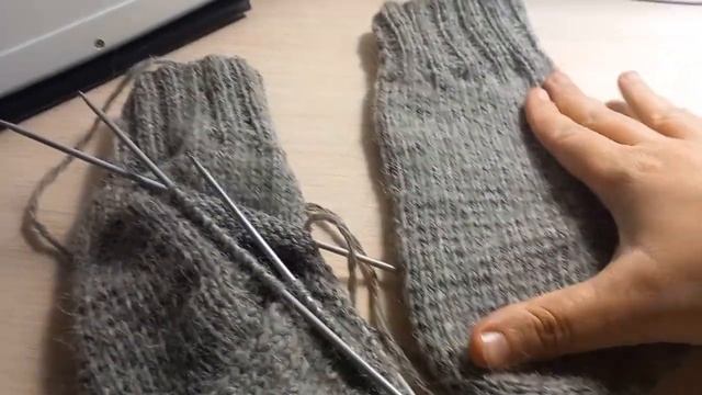 наша комната после ремонта и немного вязания