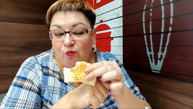 И завезла нас Аня курочки пожрать🤗/Жру и причмокиваю/Мукбанг