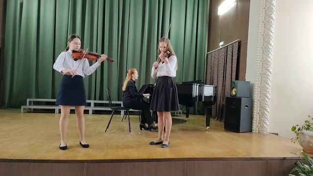 Жирова Алина, Чупир Алиса