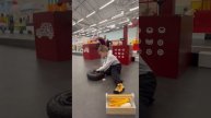 Володя в Арлекин. Авто-сити. Хабаровск. СТО. Володе 3,8 года