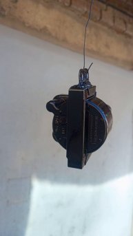 Приварил кронштейн и покрасил катушку зажигания)