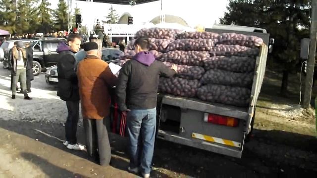 Фестиваль картофеля в Коржеуцах
