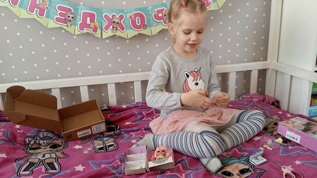 распаковка новой куклы.mp4