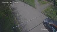 Водитель Делимобиля ломает шлагбаум 2