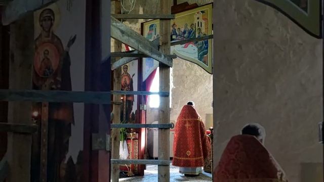 Пресвятая Богородица помогай нам