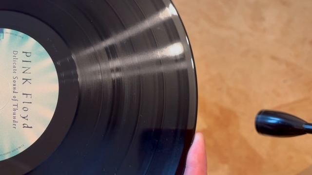 []Pink Floyd – Delicate Sound Of Thunder - 2LP - Europe, переиздание 2017 года, VG+, почти как новая