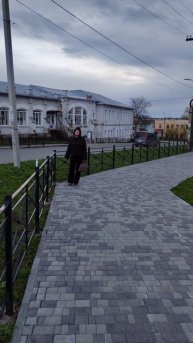 Купила драповый жакет, муж смеётся