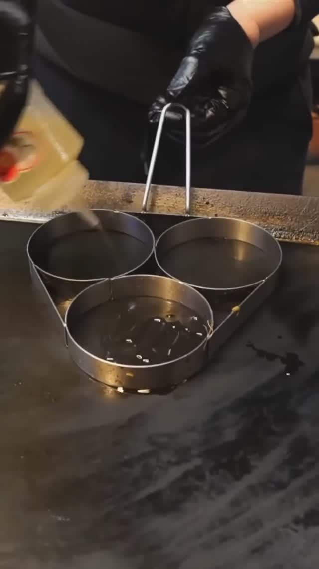 Ланч-бокс со стейком и чесночным маслом