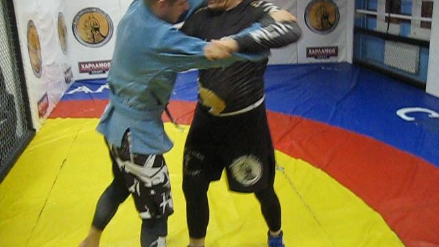 2017 год. Подводящее упражнение для передней подножки.
