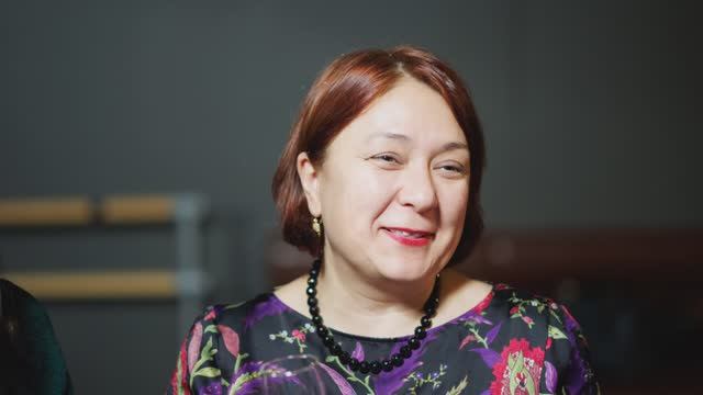 ИРИНА С ДНЕМ РОЖДЕНИЯ!!! С ПЕСНЕЙ!!!