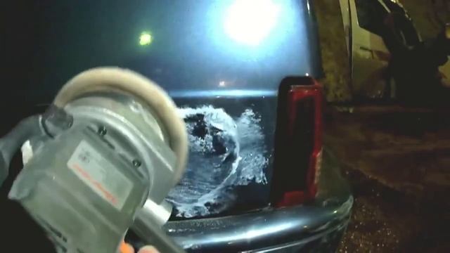 Как убрать царапину с автомобиля.