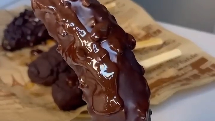 Вкусное ПП-Мороженое как Сникерс...🍦🍫😋    Рецепт в описании ✍️