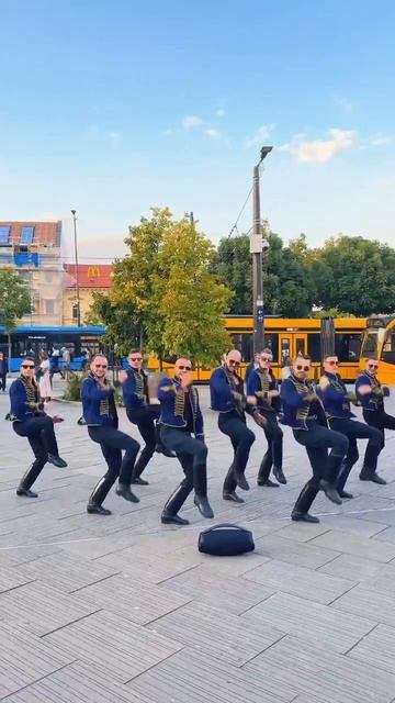 Клип @dancee_biz