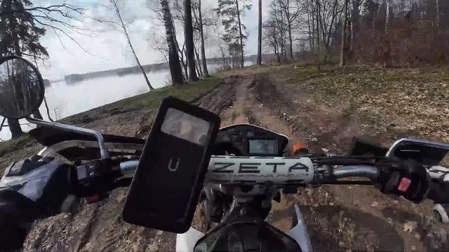 По лесу 21
