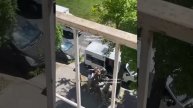 Украина Зеленского. Очередного украинца тащат на мясо.