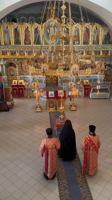 Воскресения день…
