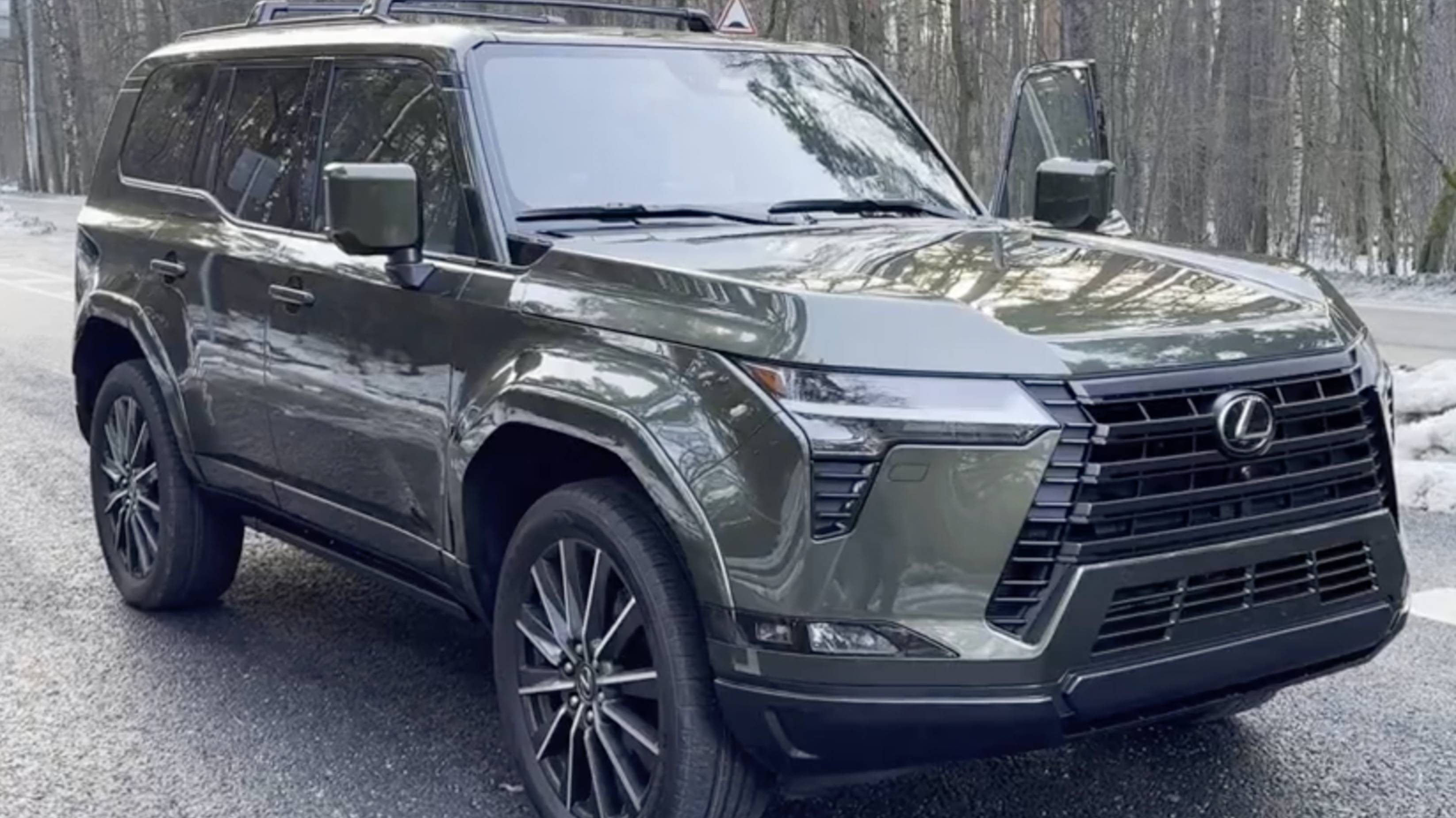 Lexus GX 550 в цвете Nori Green