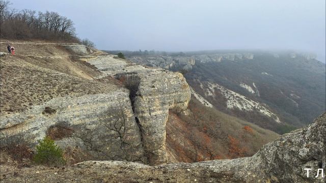 БАХЧИСАРАЙСКИЙ РАЙОН,
СКАЛЫ- СФИНКСЫ НА САП- САРЫ- КЕРМЕН