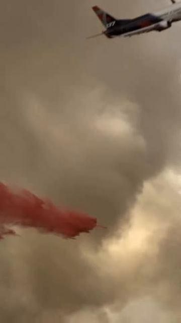 ✈️✈️✈️ 3 súper aviones #10tanker #aviation #incendio #bomberos #wildfire #pilot #airplane