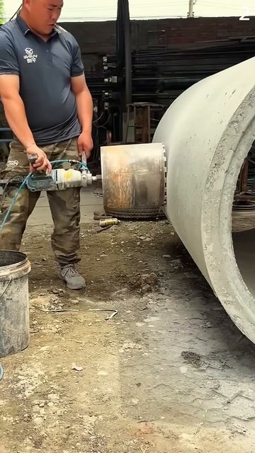 Alat dan mesin untuk mengebor pipa beton dengan mudah #shorts