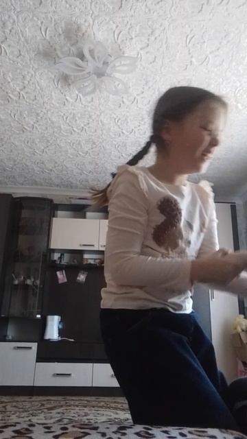 djdhd