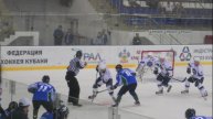 Иноземец играет в хоккей. Филадельфия Флайерс