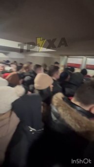 В Киеве огромные очереди в метро