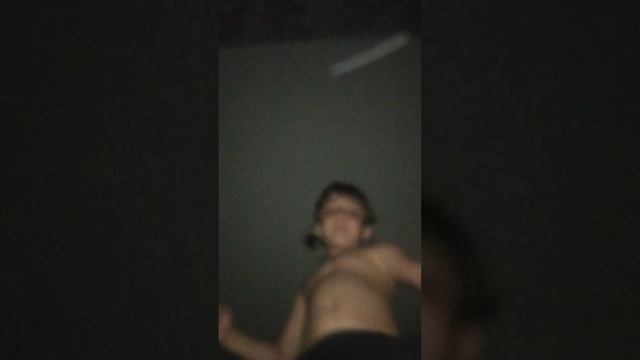 VID_20250503_212709.mp4