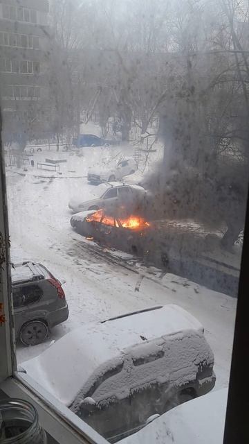 МАШИНА ПОЛНОСТЬЮ СГОРЕЛА