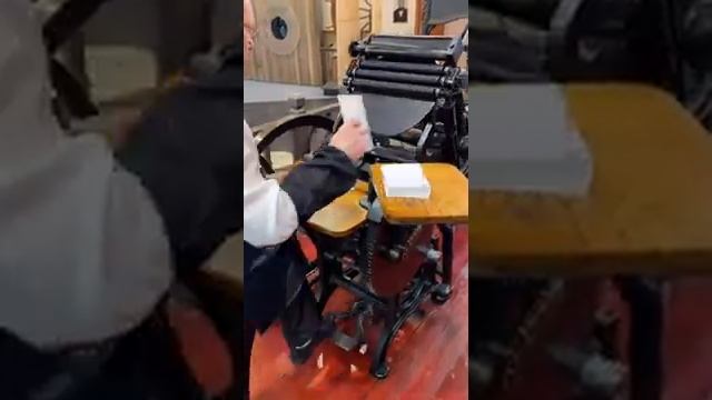 Operating a Chandler & Price Jobbing Press [7ruDo8BT7k4]