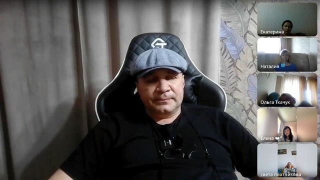 Ничего постоянного не бывает, все меняется. Находись в этих вихрях полностью,  растворяя "свое я"