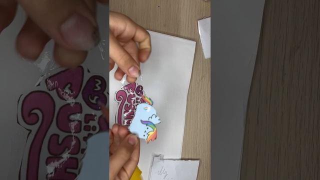 распаковка, бумажные сюрпризы