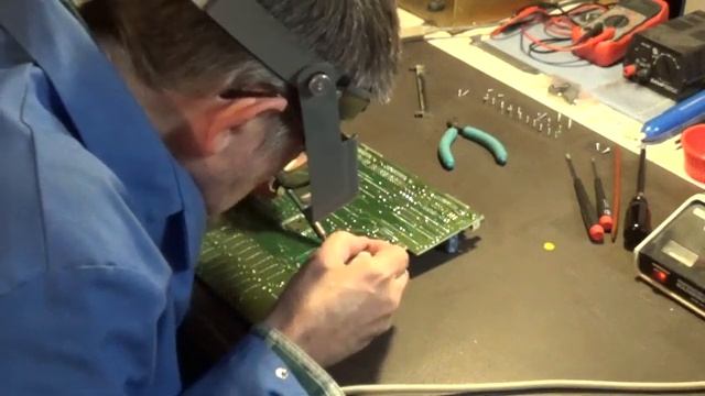 Commodore Amiga 500 repair - green screen [GtE80hrVKo4]