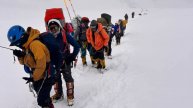 Видео от Александра Абрамова. Первый акклиматизационный выход команды Клуба 7 Вершин на Эвересте