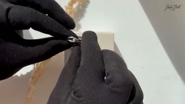 Пара обручальных колец из белого золота покрытые драгоценным родием «FOREVER»