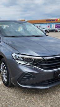 Volkswagen Polo - сделали полировку всего кузова автомобиля с нанесением керамики в два слоя
