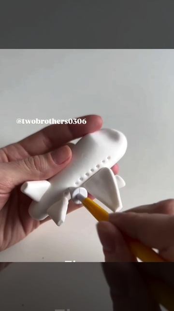 ✈️ Пассажирский самолет из пластилина✈️
