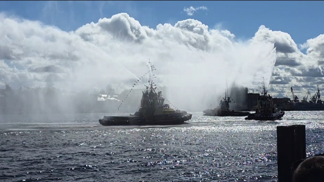 Вальс буксиров. Ледоколы.