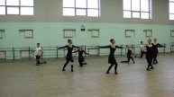 Адажио на середине зала
