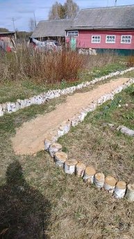 Доделали клумбы