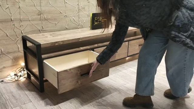 Тумба под телевизор