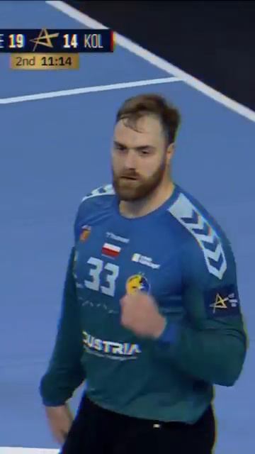 1 in a million save 😨👽 #håndbold #handball #clm #goalkeepersaves