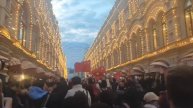 🇨🇳Сотни китайцев собрались в центре Москвы в ожидании репетиции Парада Победы🇨🇳
