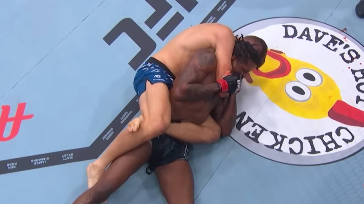 Рейньер де Риддер против Кевина Холланда | ПОЛНЫЙ БОЙ | UFC Де-Мойн